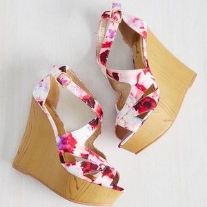 New Modcloth floral wedges